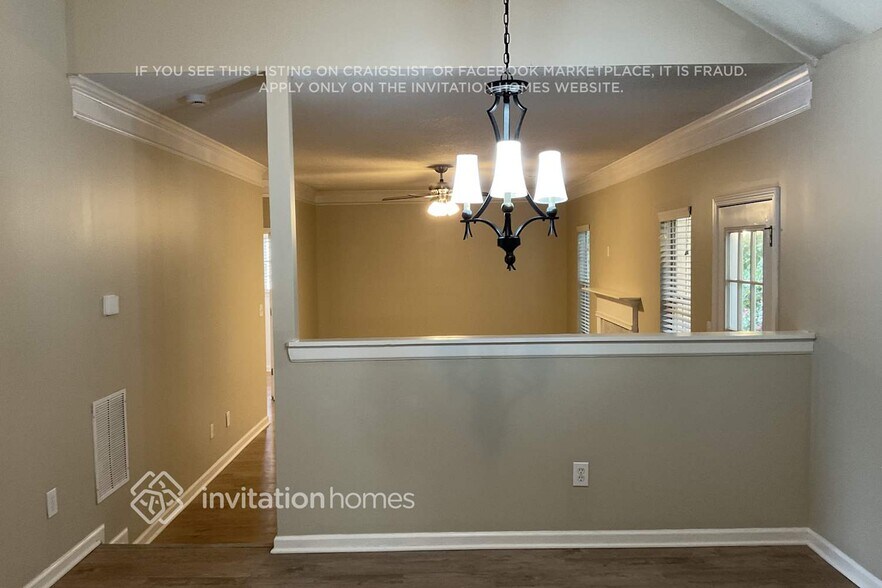 Building Photo - 5725 Crystal Springs Way
