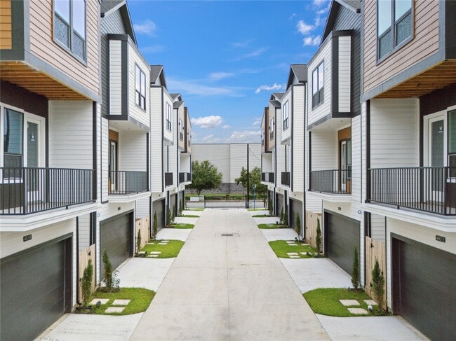 Building Photo - 4013 Griggs Rd