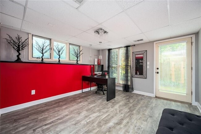 Building Photo - 2917 Ashebrooke Dr NE