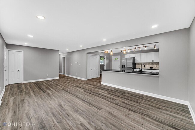 Building Photo - 7080 Delaware St