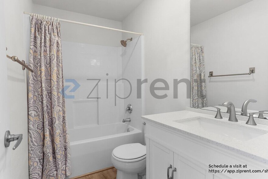 Building Photo - 10813 124th Ave NE