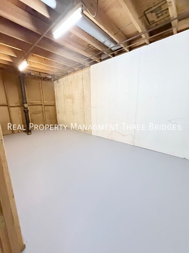 Building Photo - 5247 Ville Anita Ct
