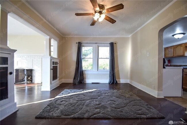 Building Photo - 2926 Robin Rd