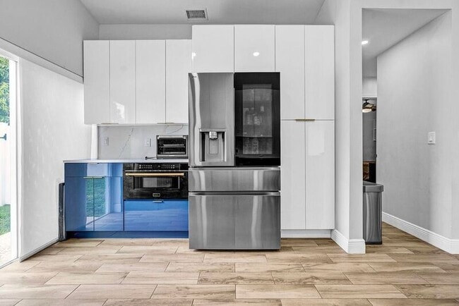 Building Photo - 19119 Winslow Terrace