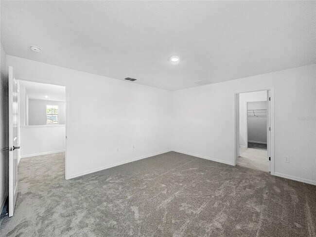 Building Photo - 17570 Shirewood Wy
