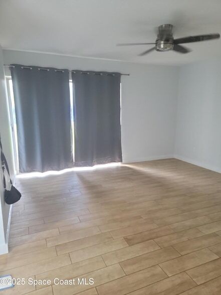 Building Photo - 449 Del Monte Rd