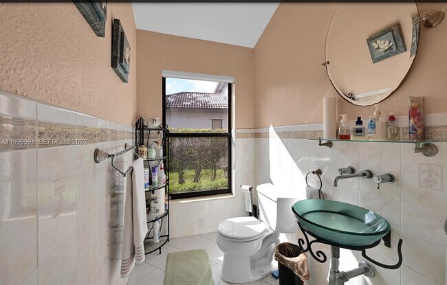 Building Photo - 5200 NW 67th Ave