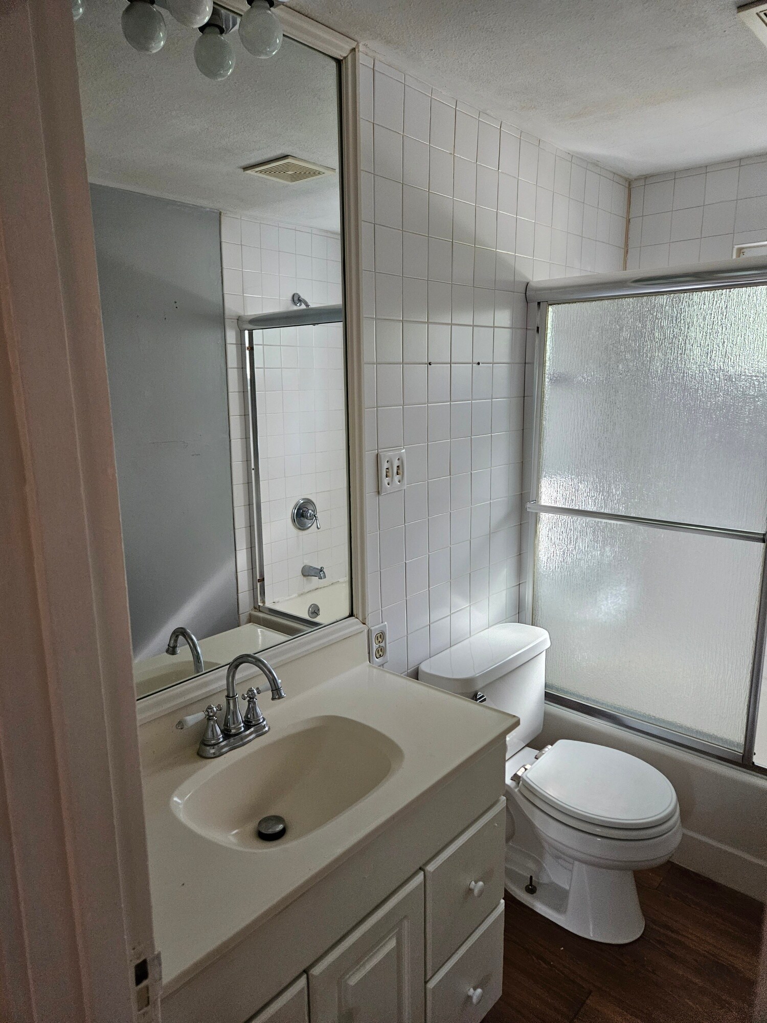 Building Photo - 1602 W University Ave