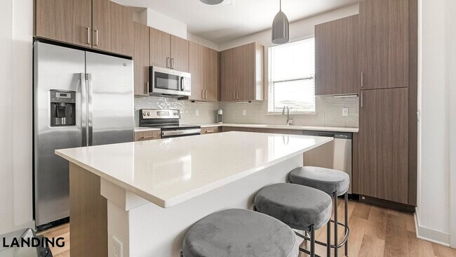 Building Photo - 11900 Marquina Blvd