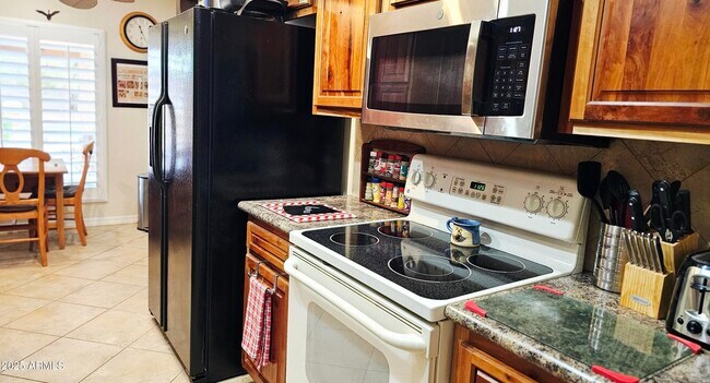 Building Photo - 25415 S Sedona Dr