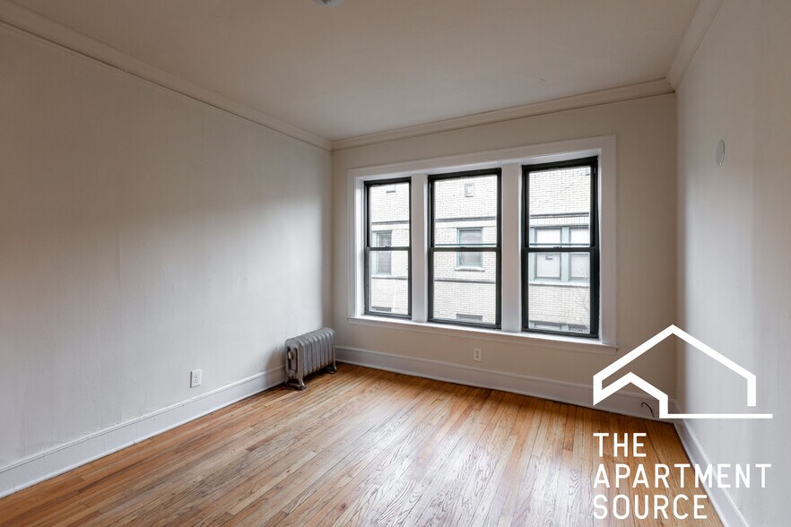 Building Photo - 2333 N Spaulding Ave