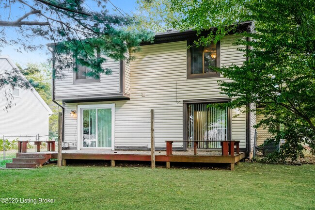 Building Photo - 2808 Six Mile Ln