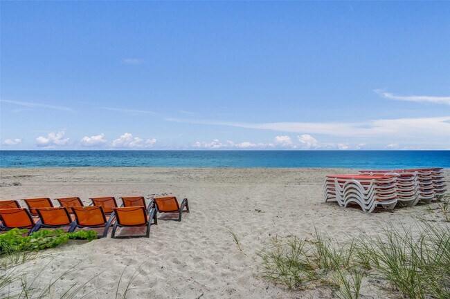 Building Photo - 2001 N Ocean Blvd