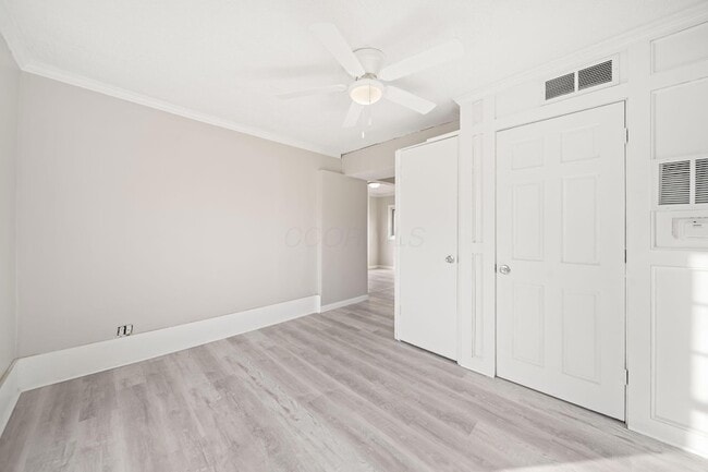 Building Photo - 2709 Kilbourne Ave