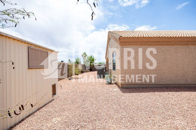 Building Photo - Nice Established Home in Arizona City