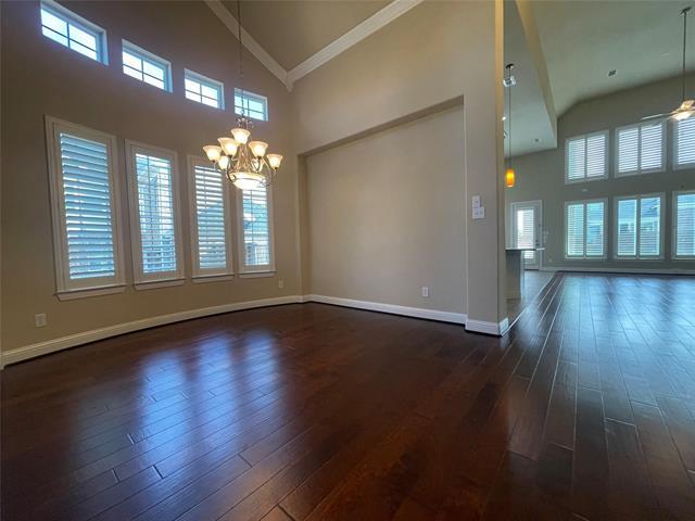 Building Photo - 8705 Verona Dr