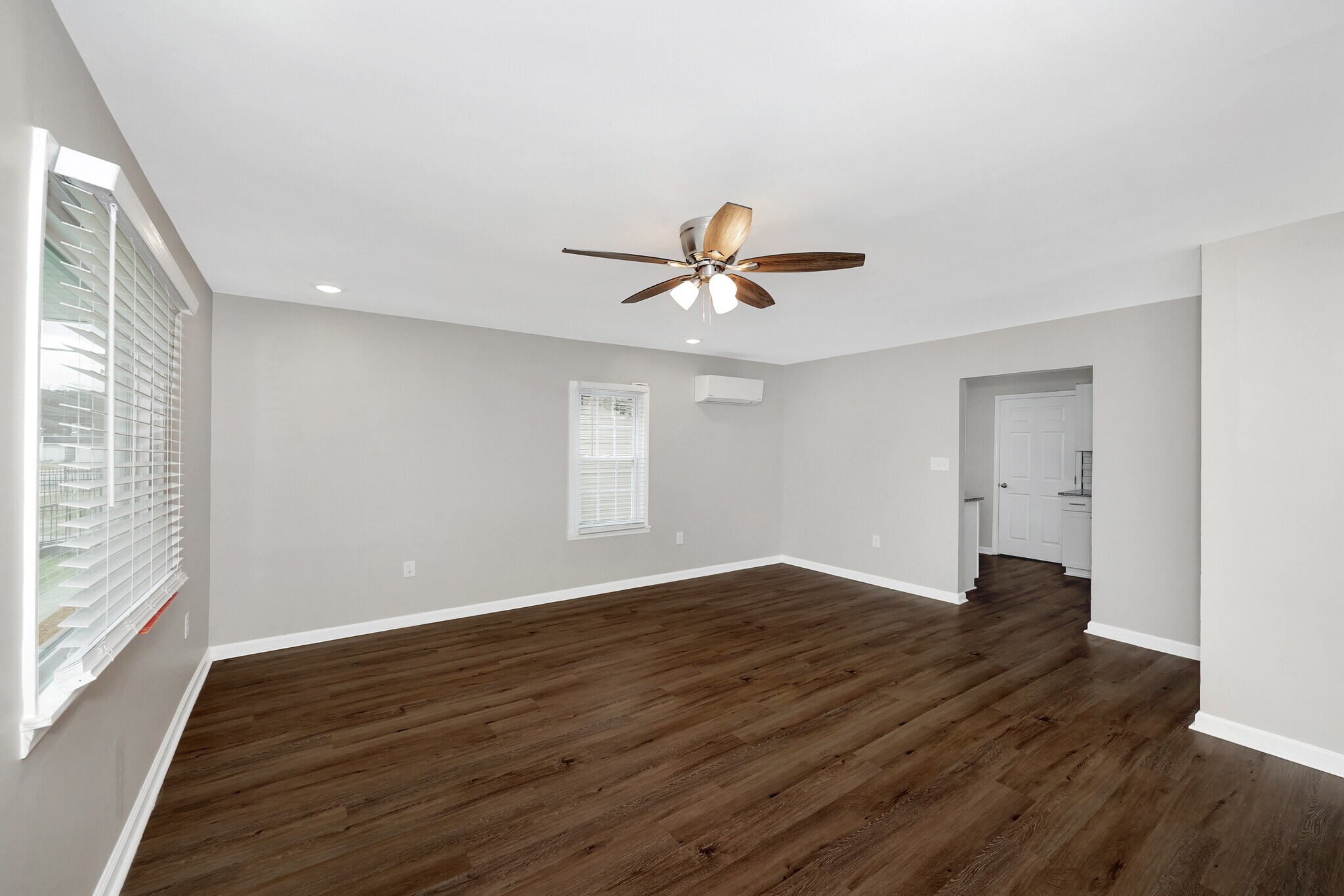 Building Photo - 2914 Battle Dr NW