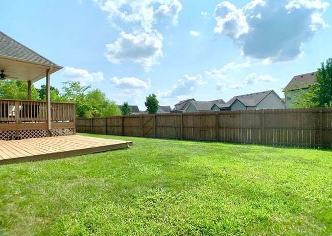 Building Photo - 3734 Silver Fox Ct