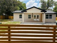 Building Photo - 12909 Forest Hills Dr
