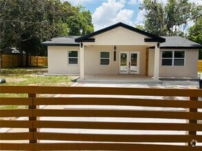 Building Photo - 12909 Forest Hills Dr