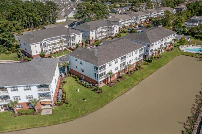 Building Photo - 4140 Hibiscus Dr