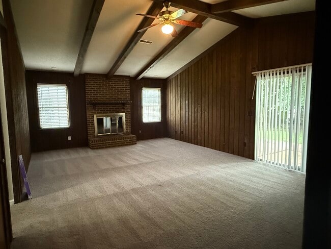 Building Photo - 5841 Falstaff Dr