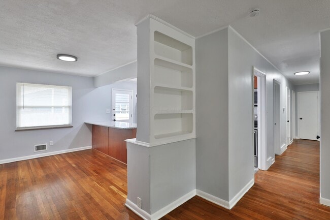 Building Photo - 4474 Starret Rd