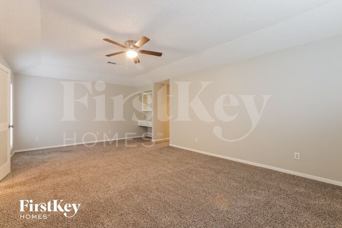 Building Photo - 2223 Masters Ln