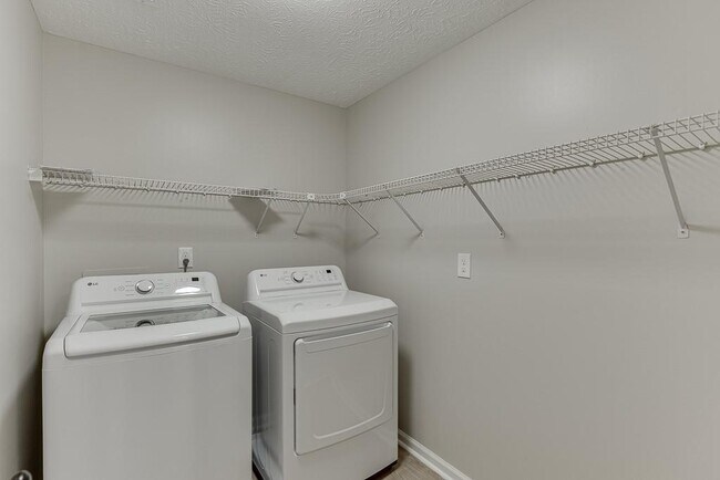 Building Photo - 5570 Cannonero Dr