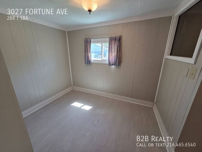 Building Photo - 3027 Fortune Ave