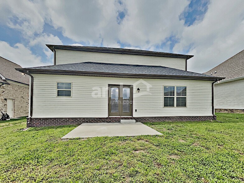 Building Photo - 4343 Freemark Dr