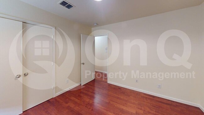 Building Photo - 1932 Foxfield Way