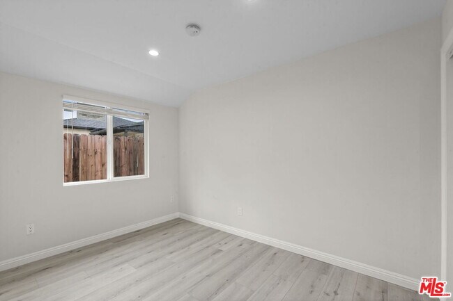 Building Photo - 18352 Domino St