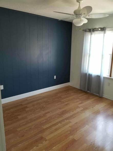 Building Photo - 33682 Briar Ct S