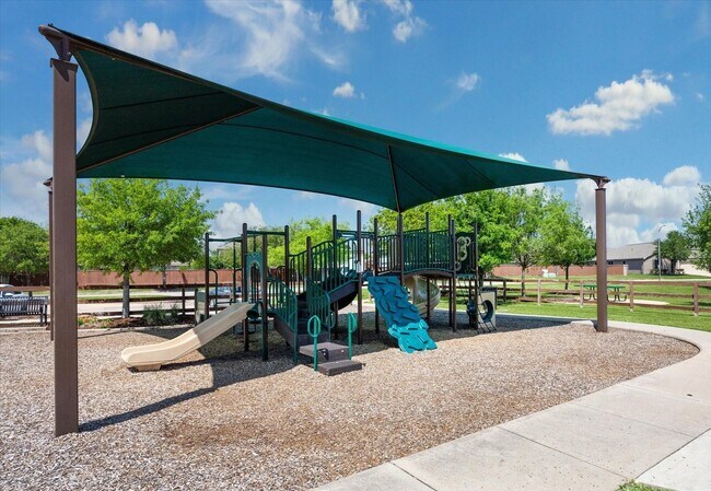 Building Photo - 21019 Blackstone Villa Ln