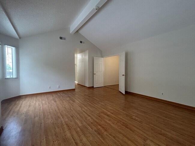 Building Photo - 3068 Prado Ln