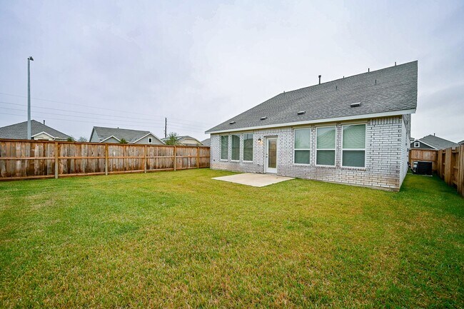 Building Photo - 6427 Seafoam Lake Dr