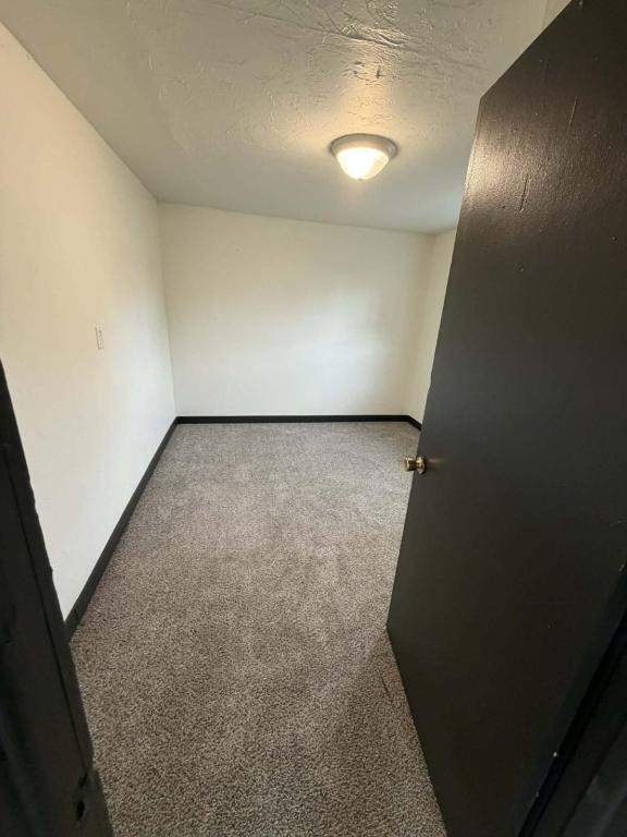 Building Photo - 510 Noble St