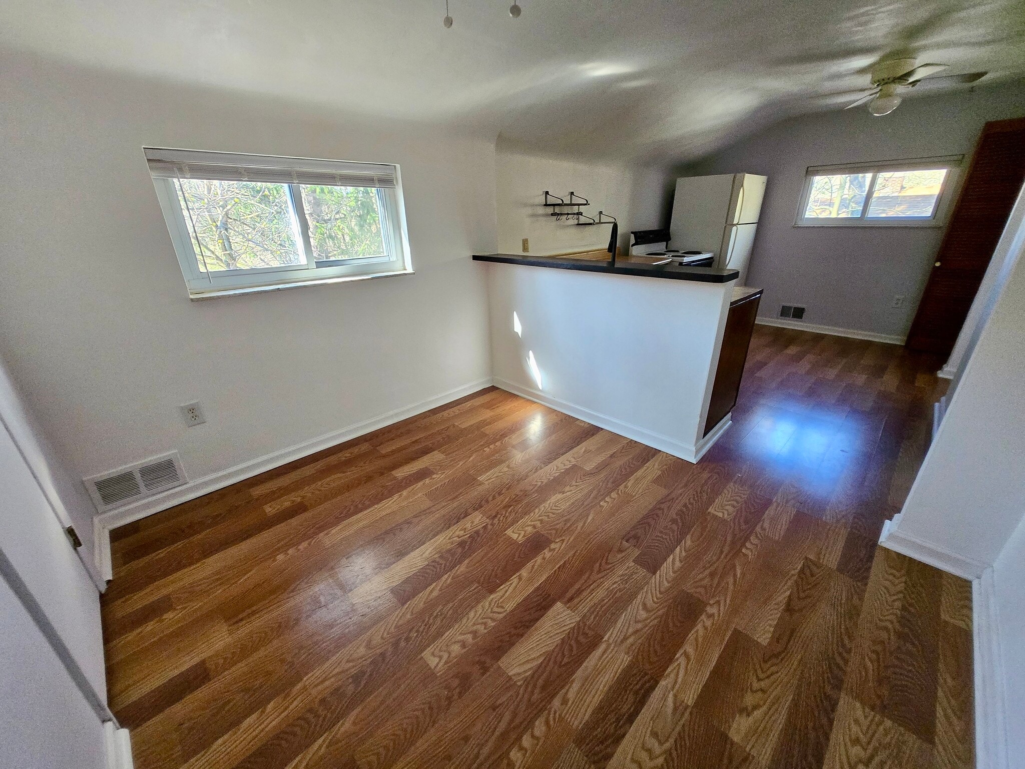 Dining nook - 2612 Louisiana Ave