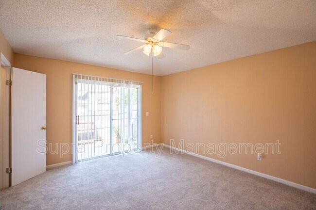 Building Photo - 2548 Americas Cup Cir E