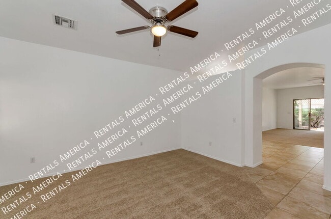 Building Photo - 10427 E Rita Ranch Crossing Cir