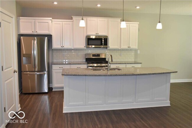 Building Photo - 3858 Elkhorn Wy