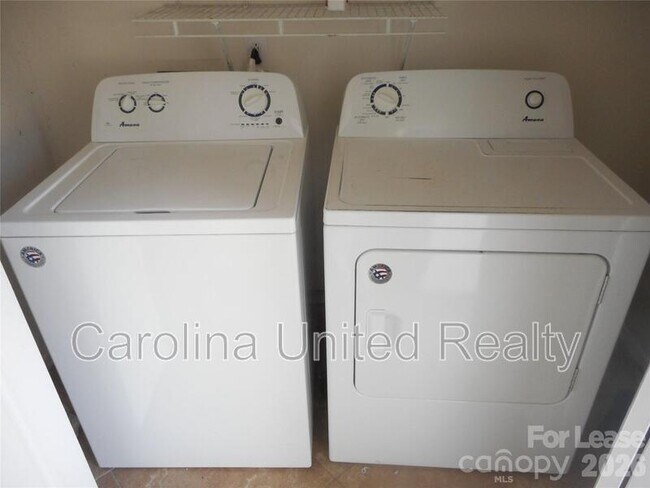 Building Photo - 8431 Leeper Dr