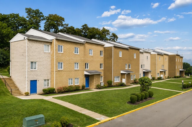 Building Photo - Hilltop/Parkview Apartments