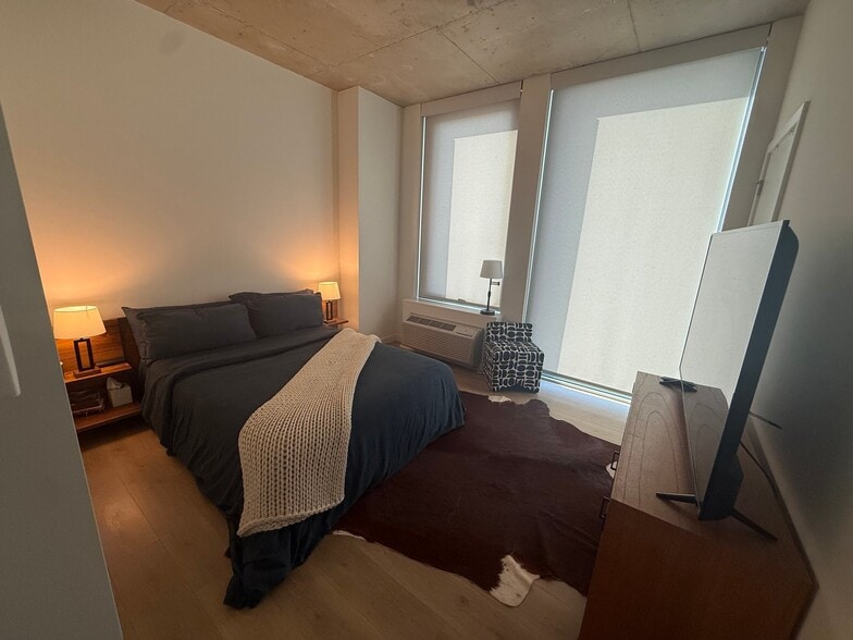 Building Photo - 270 Johnston Ave