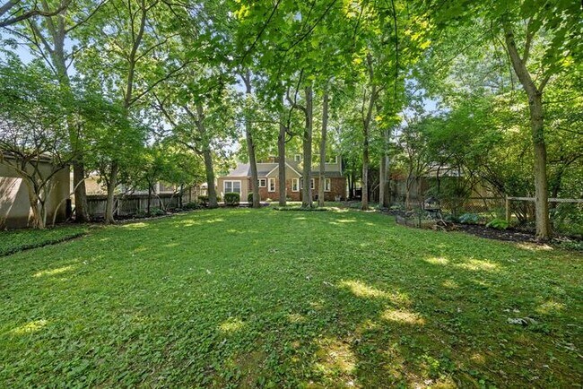 Building Photo - Sweet Warfleigh Home 3 Bedroom 2.5 bath Motivated To Rent!