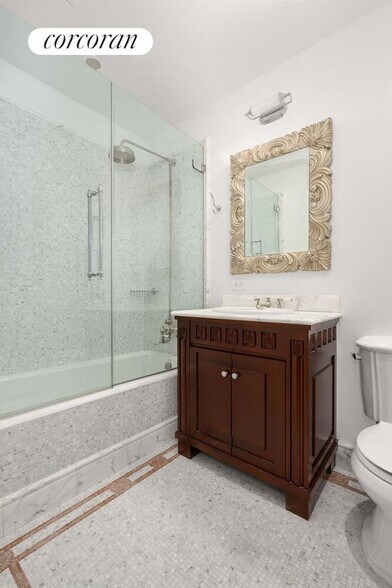 Building Photo - 1 Central Park S