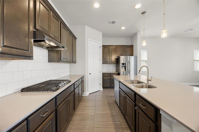 Building Photo - 7102 Cut Plains Trail