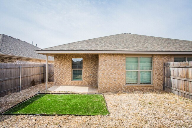 Building Photo - 2126 N Jayton Ave