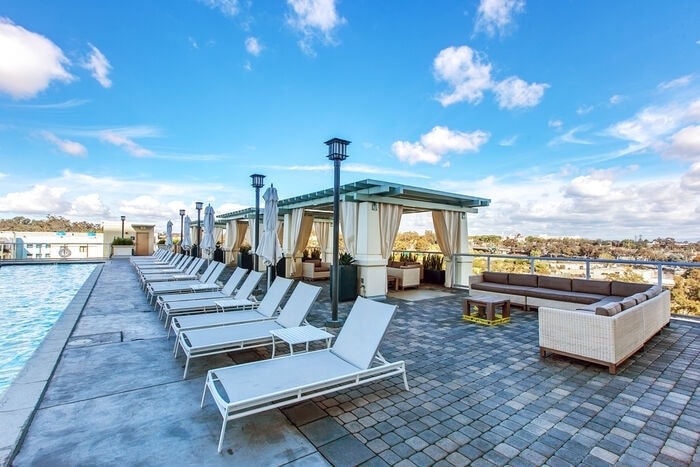 Building Photo - 850 Beech St